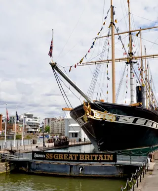 Besuche das legendäre Dampfschiff «SS Great Britain»